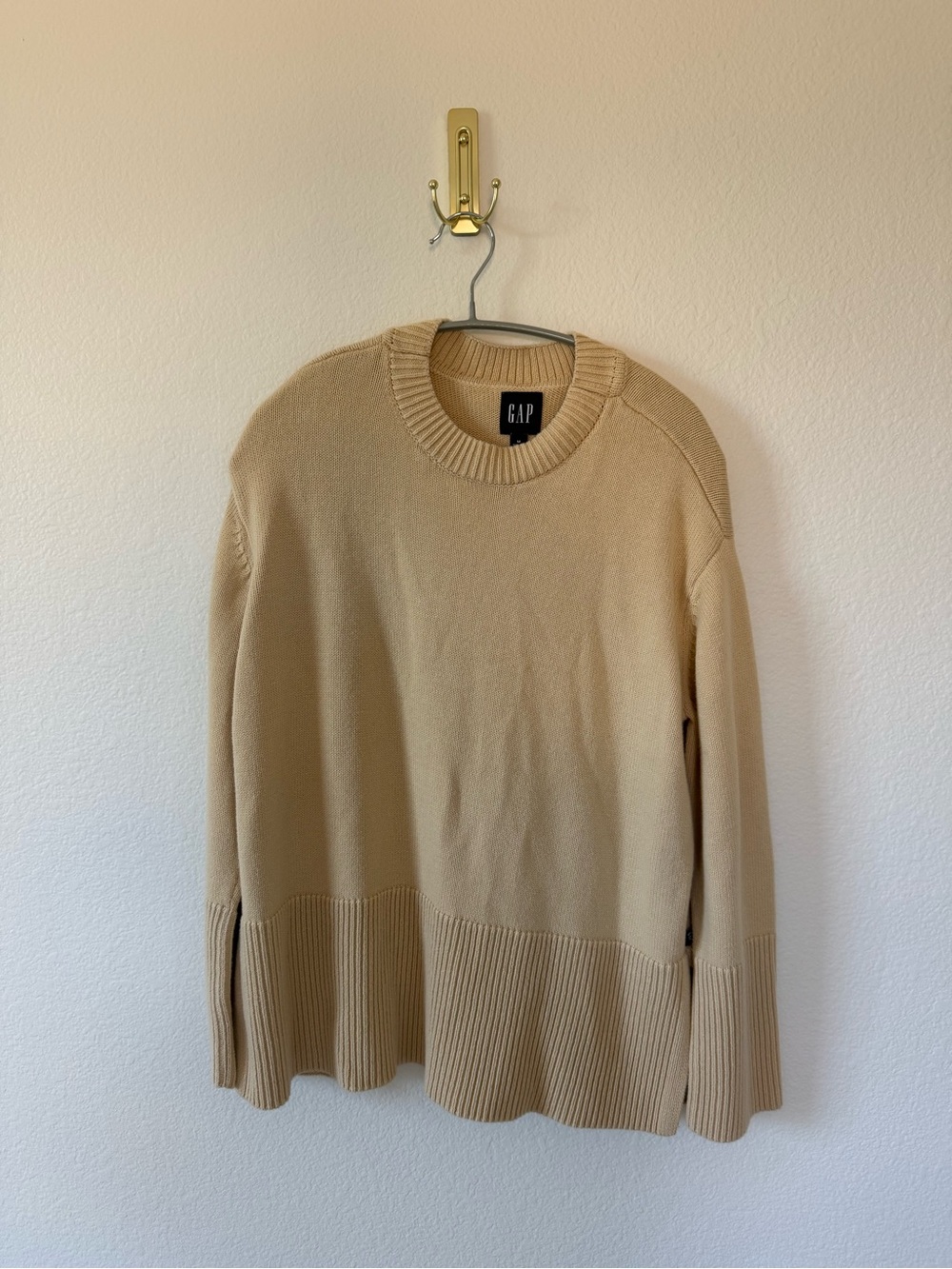 GAP Women’s Crewneck Sweater in Tan